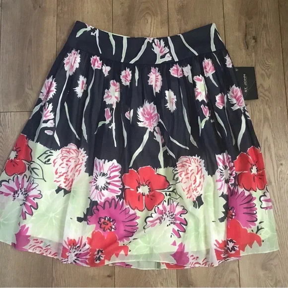 NWT St John Collection Multi Colored Silk Floral Skirt - Size 10 - Picture 1 of 5